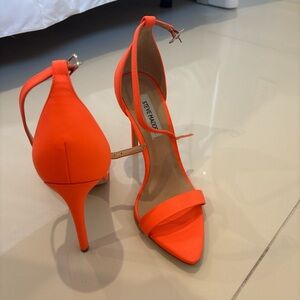 Steve Madden Women's Bright Orange Heels